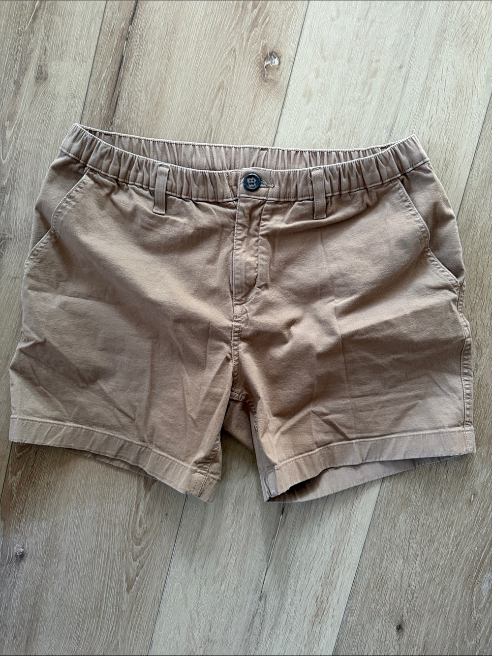 Chubbies Men’s Original Shorts Tan 5.5”